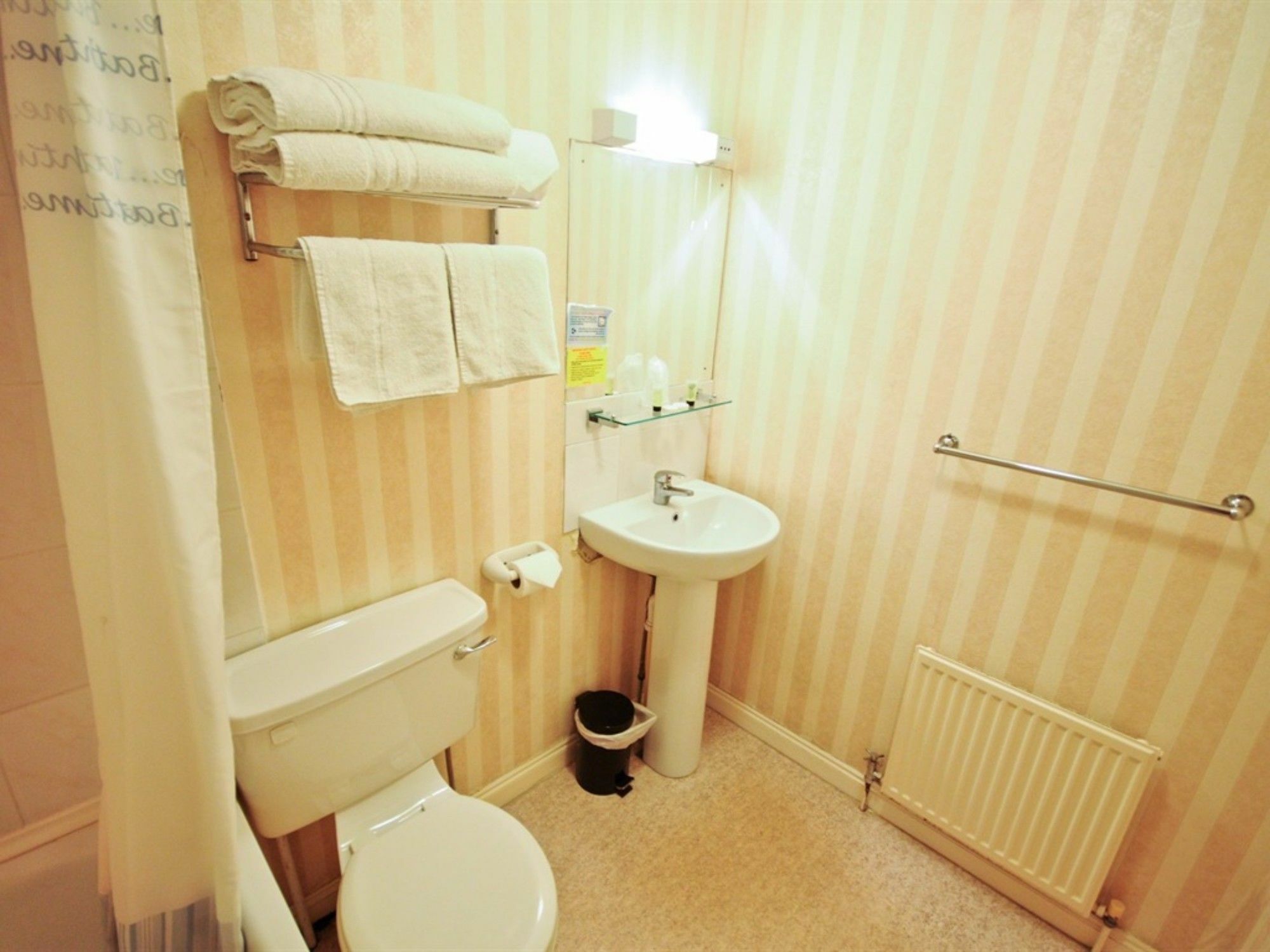 Denewood Hotel Борнмут Экстерьер фото