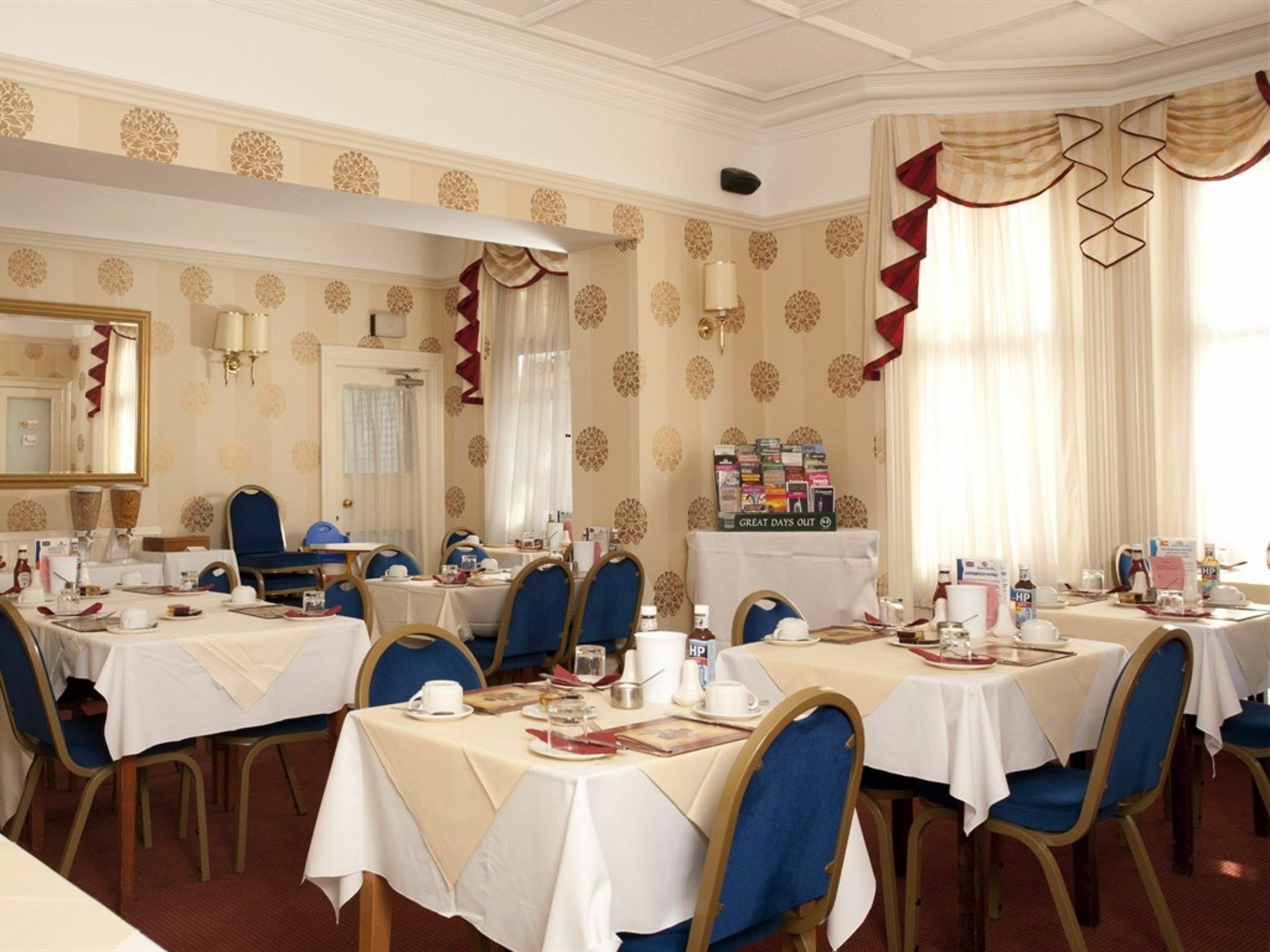 Denewood Hotel Борнмут Экстерьер фото